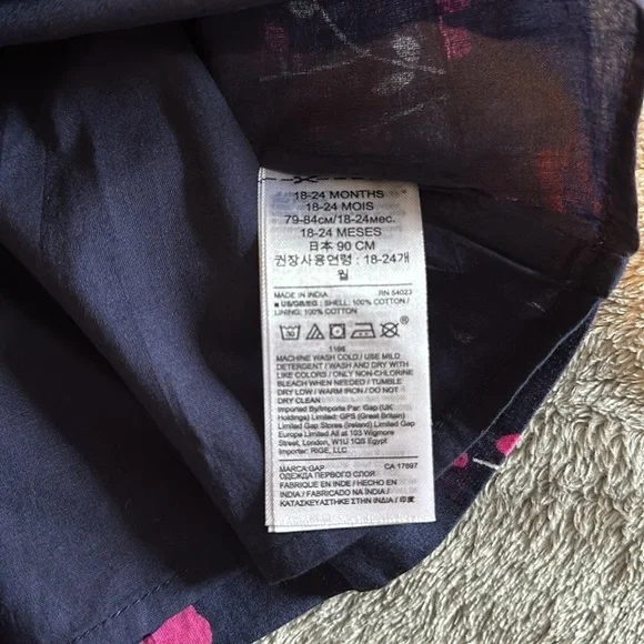 NWT Baby Gap blouse Size 18-24m  Dark Blue with Pink/ Red Flowers - Picture 6 of 6